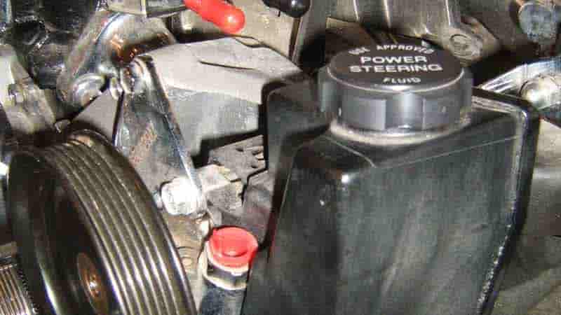 power steering fluid leak symptoms