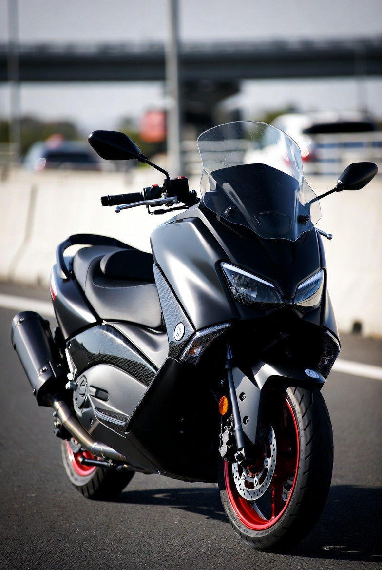 The 2012 Fourth Generation Tmax Yamaha: Power Boost with 530cc Engine