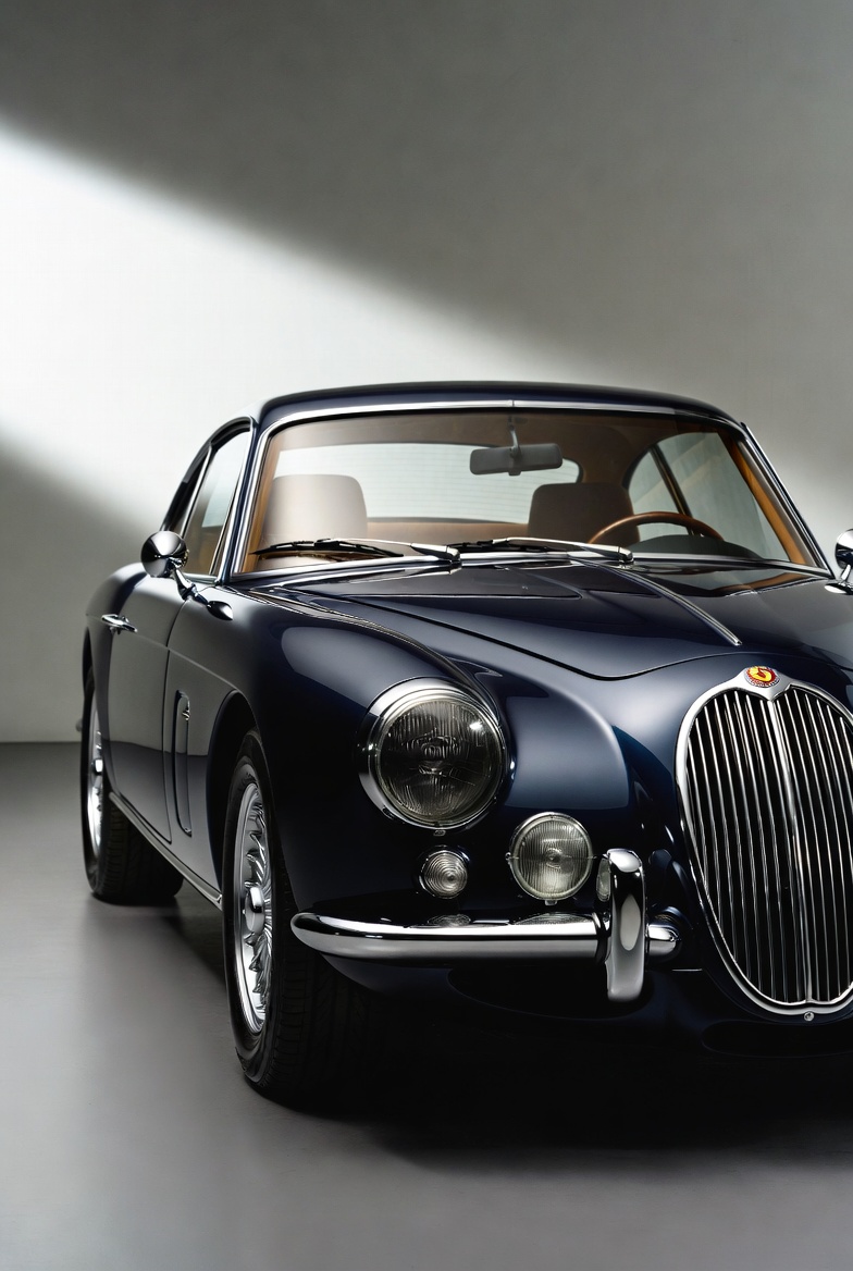 The Heritage-Inspired Luxury Image